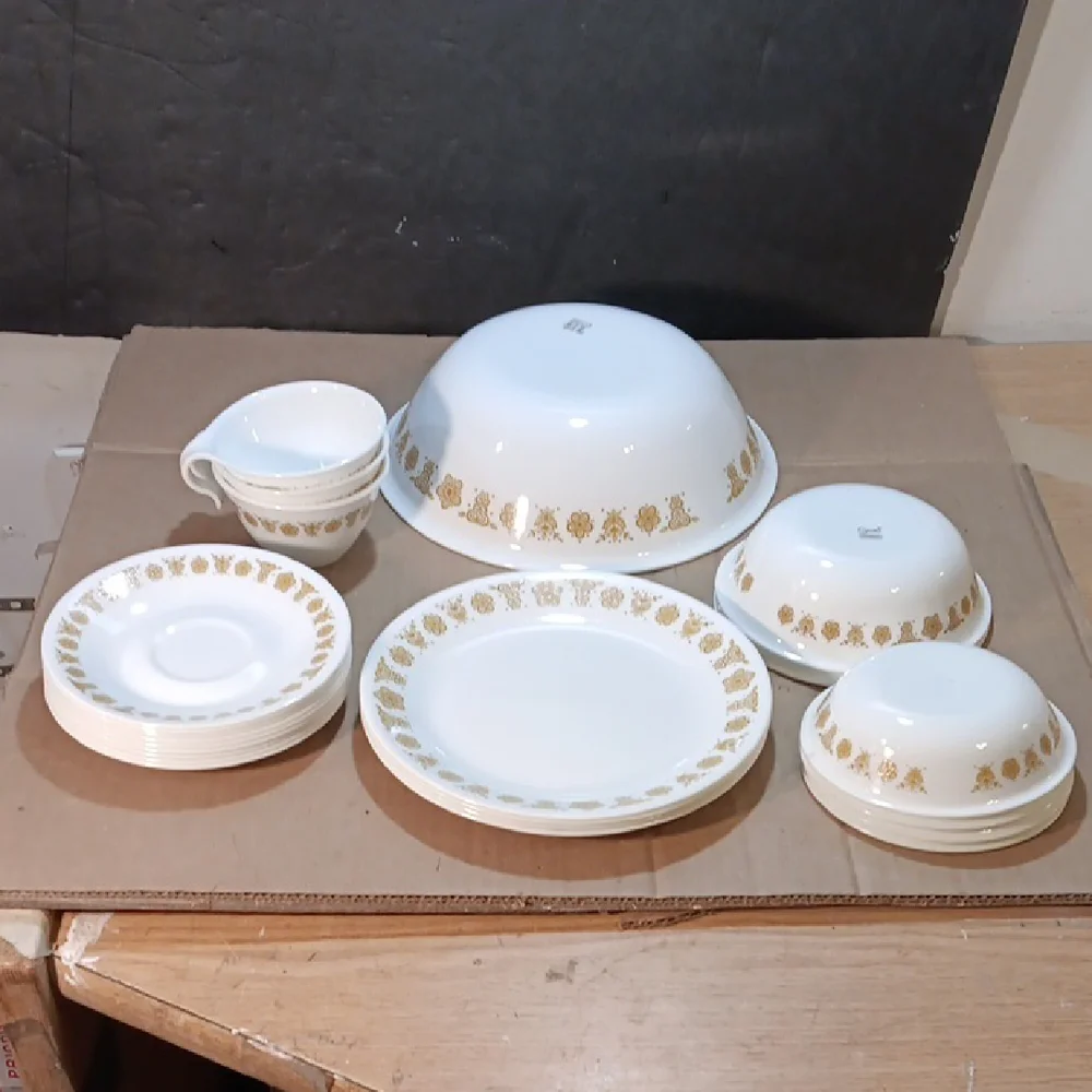 22 Corelle Corningware Dishes "Butterfly Gold" - Picture 1 of 5